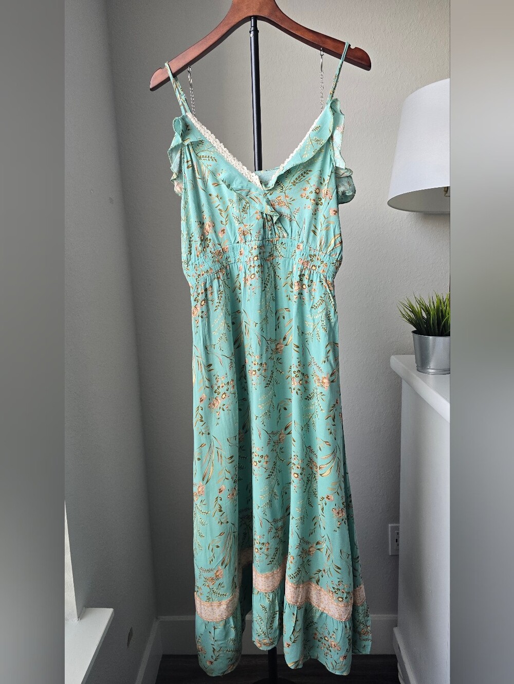 SHEIN Boho Floral Maxi Dress L Mint Green Ruffle Lace Trim Cottagecore Resort L